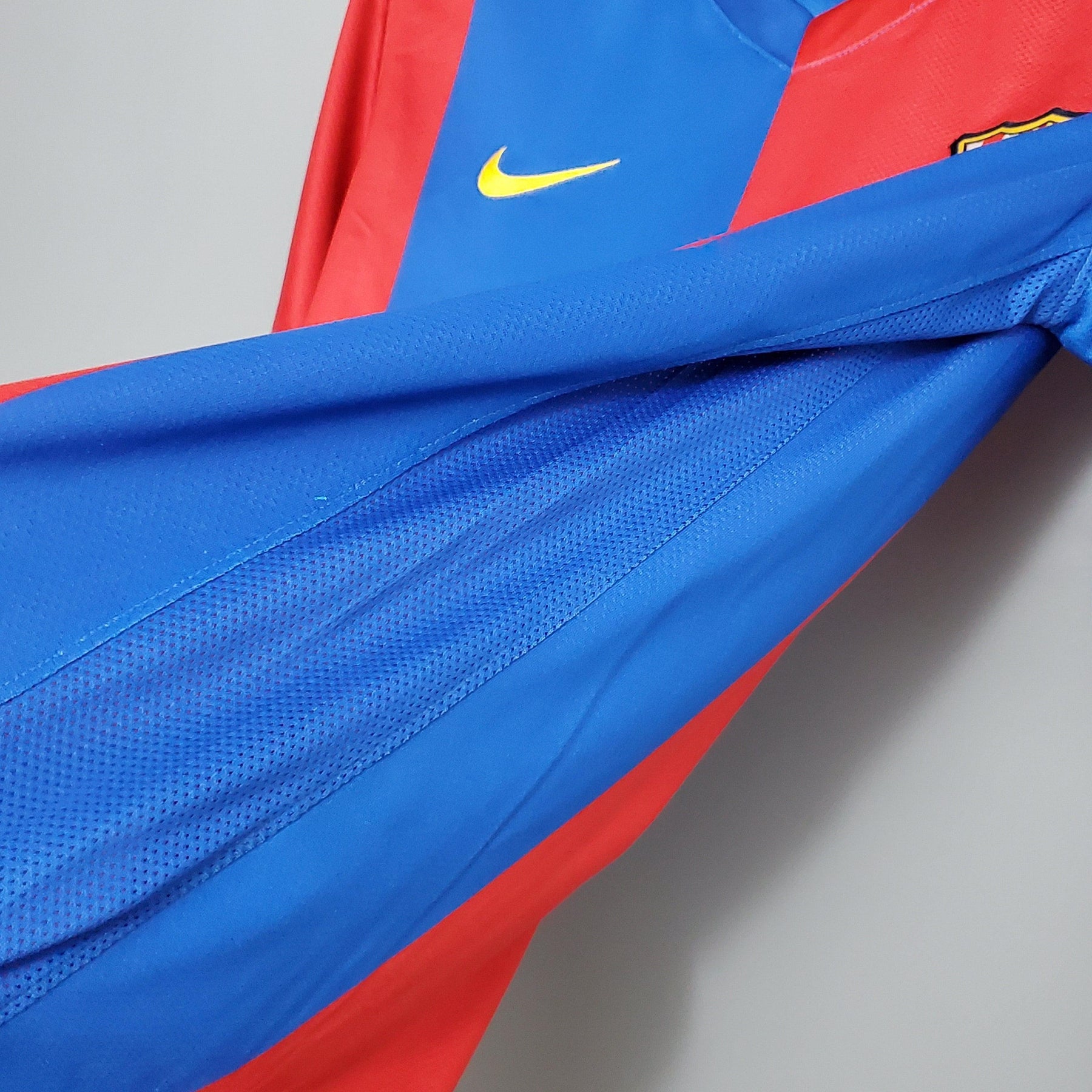 Barcelona Home 06/07 Retro